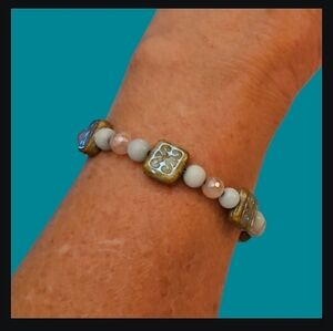 HANDMADE Rose Quartz Jade Floral Czech Glass Beaded Horse Charm Bracelet